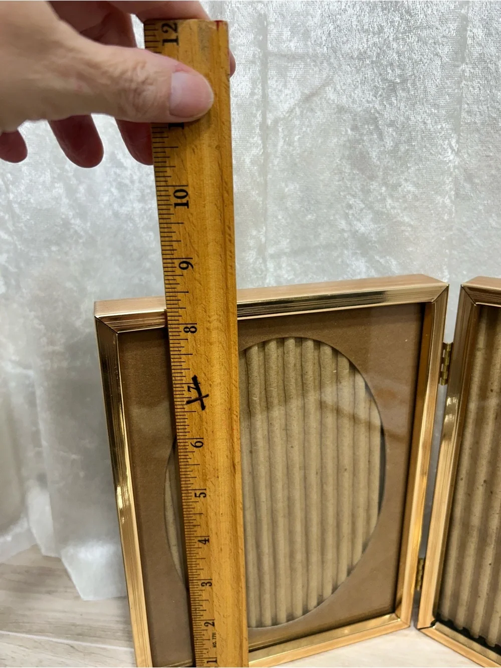 Vintage Gold Tone Hinged Double Picture Frame Oval Folding Tabletop